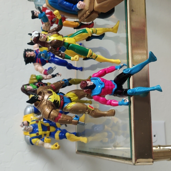 XMen Action Figures 1990s - Picture 2 of 4